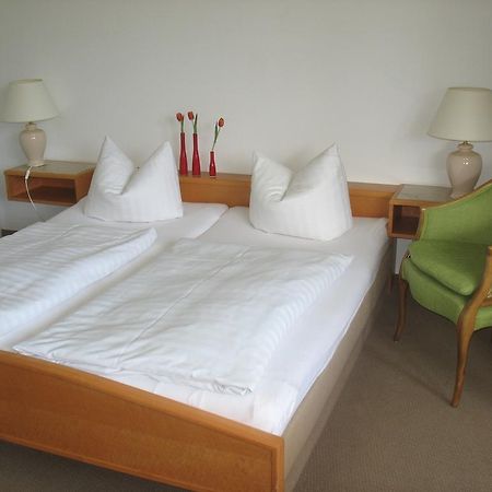Hotel Flora Pfronten Oda fotoğraf